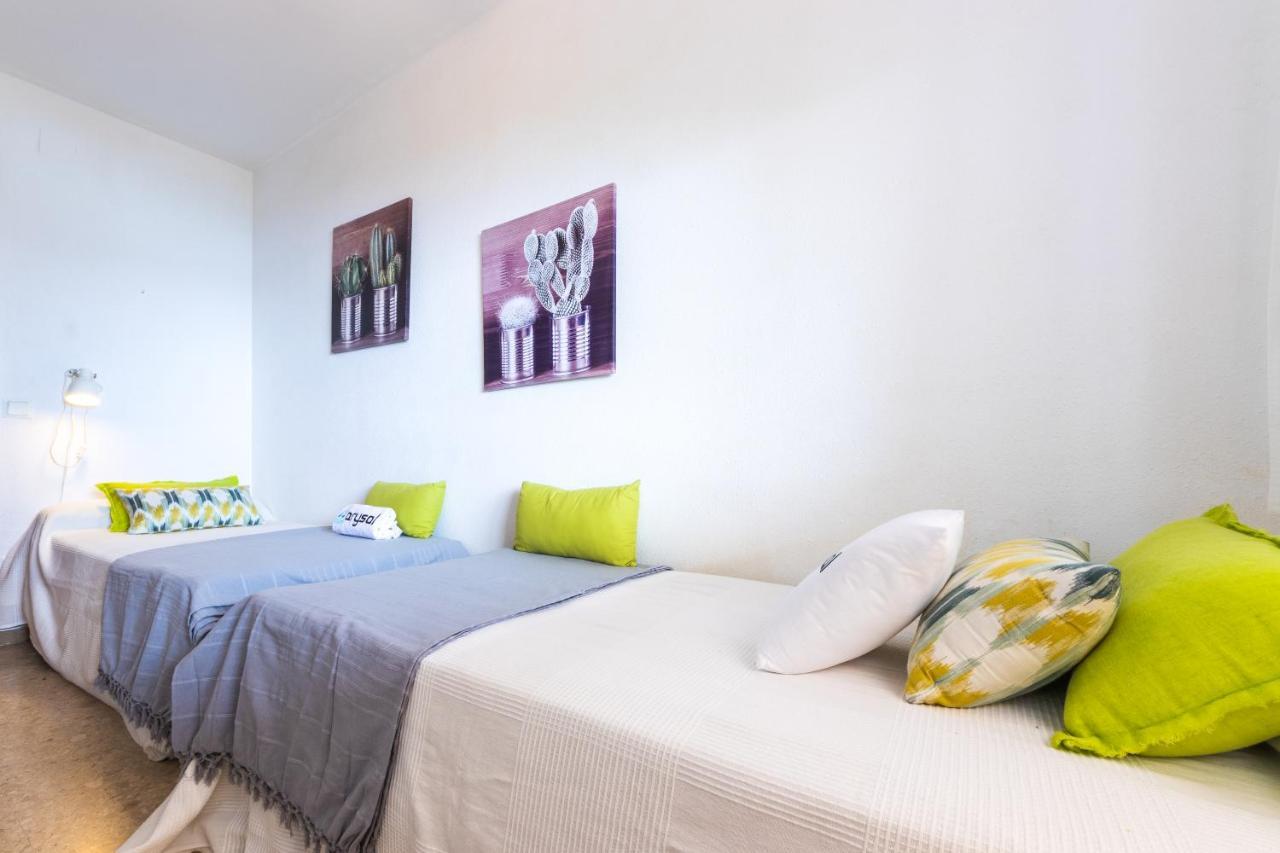 Playa Larga Arysal Apartment Salou Bagian luar foto